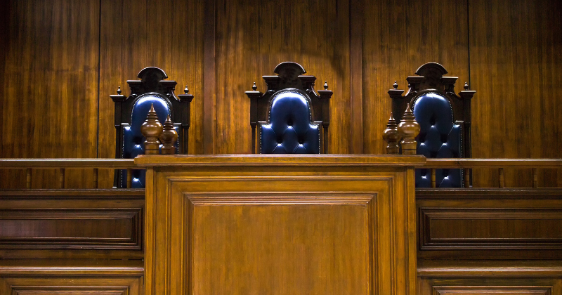 3 judge bench